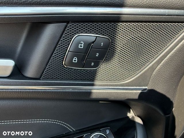 Ford S-Max - 25