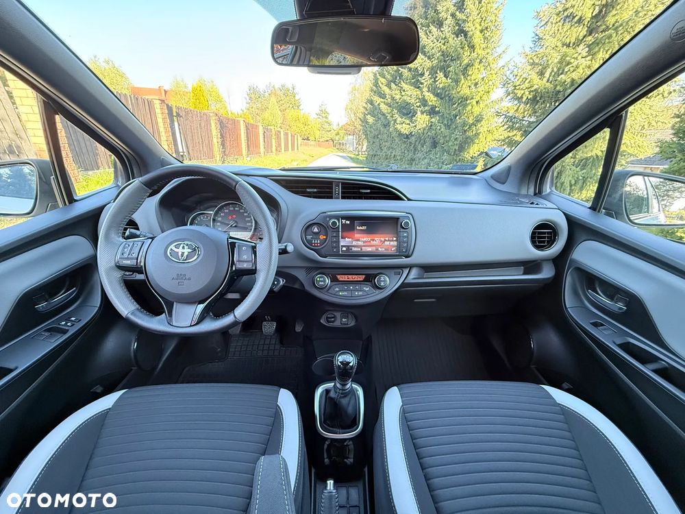 Toyota Yaris 1.33 Selection Vibe - 19
