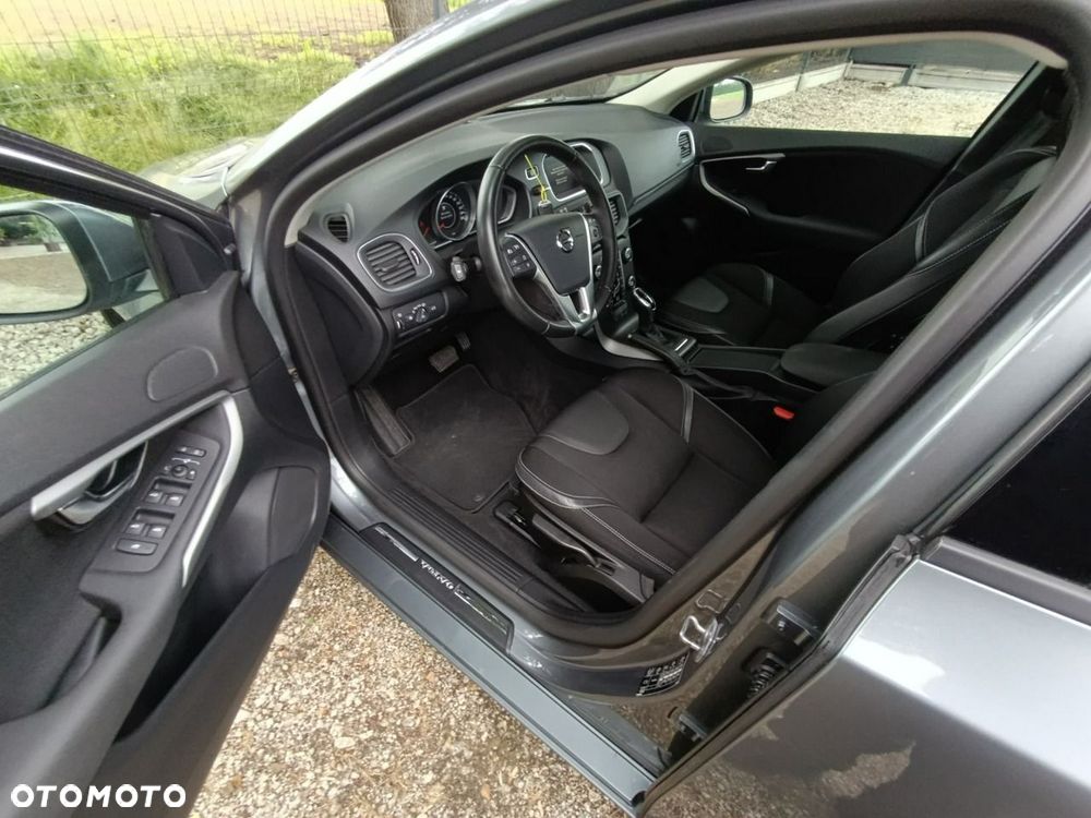 Volvo V40 - 10