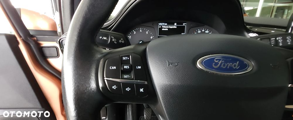 Ford Fiesta 1.1 S&S TITANIUM - 9