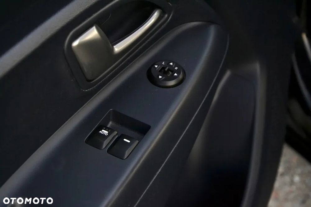 Kia Rio 1.4 Dream-Team Edition - 24