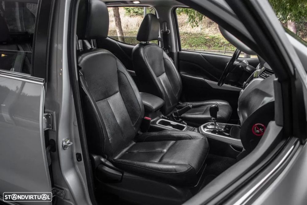 Nissan Navara 2.3 dCi CD 4WD Tekna Auto - 30