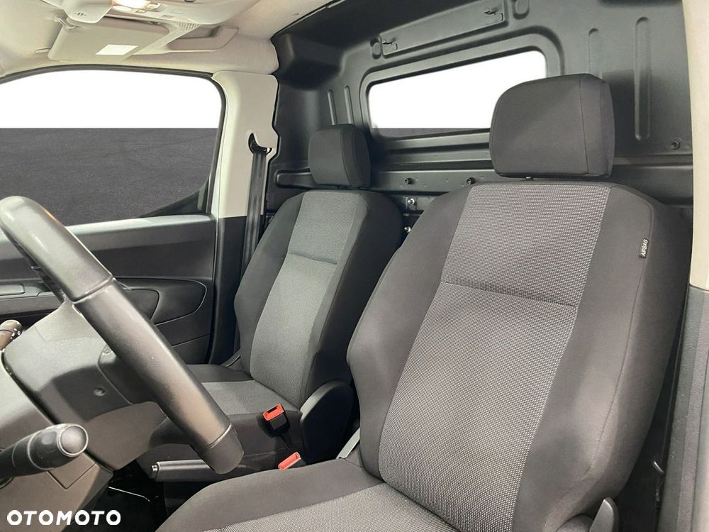 Toyota Proace City - 11