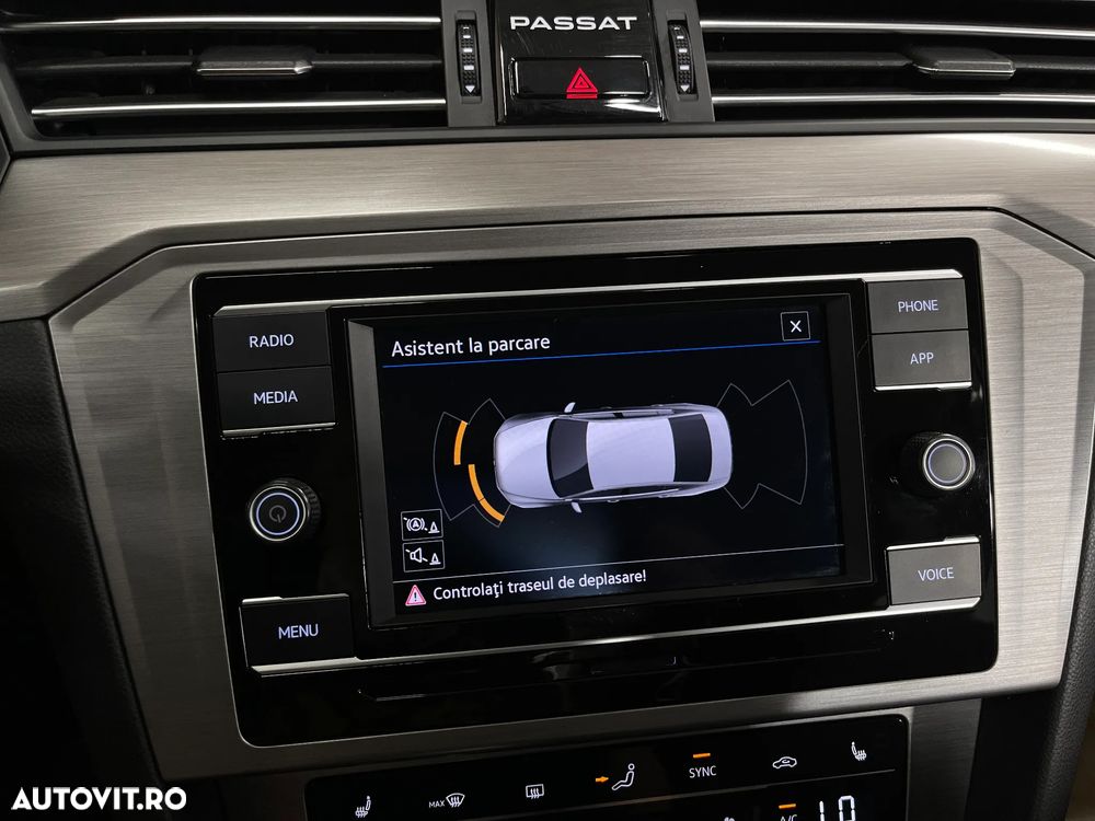 Volkswagen Passat 2.0 TDI Advance - 15
