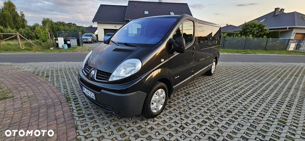 Renault Trafic 2.0 dCi 115 FAP Grand Passenger Black Edition