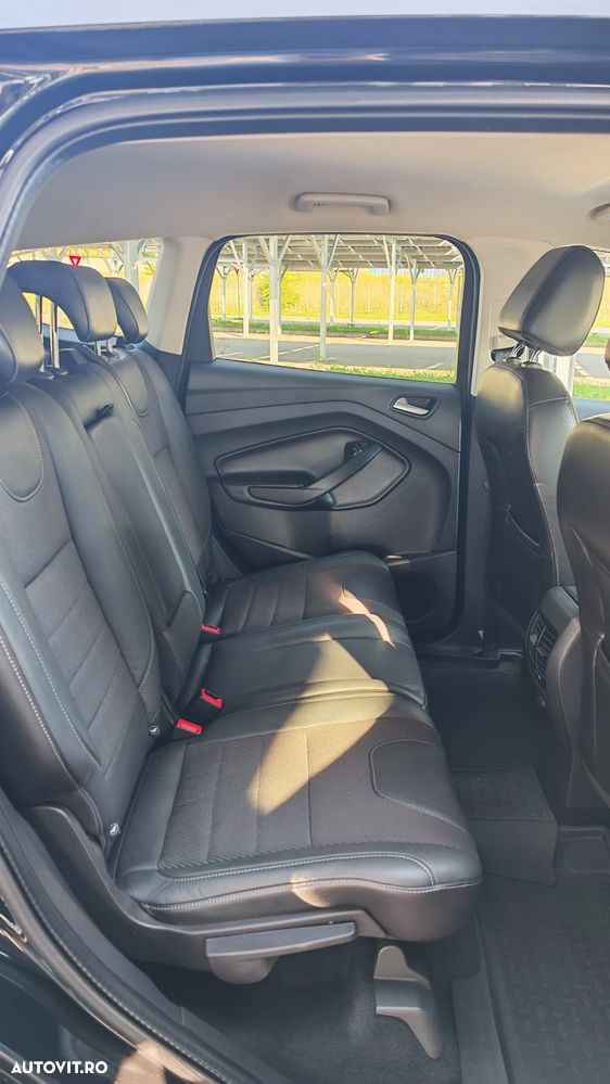 Ford Kuga 2.0 TDCi Powershift 4WD Titanium - 18
