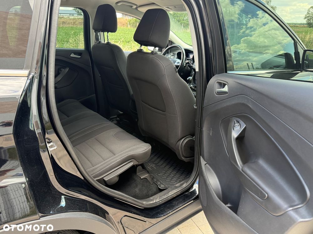 Ford Kuga 1.5 EcoBoost 2x4 Titanium - 11