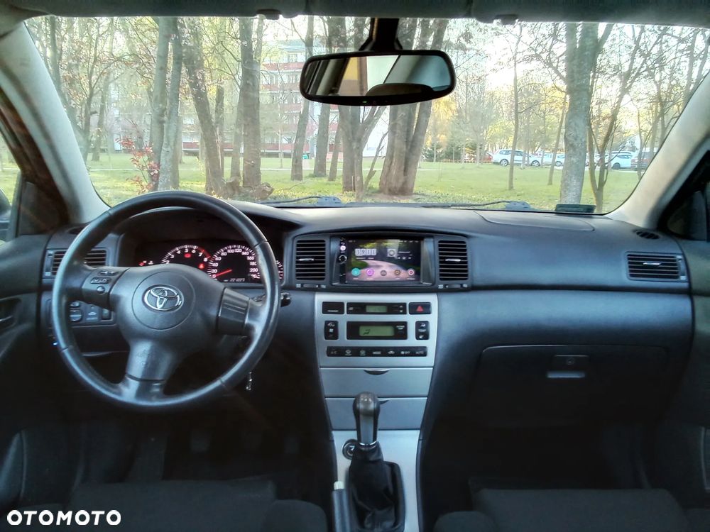 Toyota Corolla 1.6 VVT-i Edition - 10