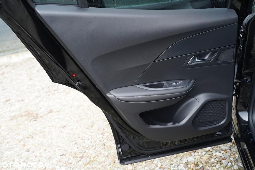 Peugeot 2008 PureTech mHEV Allure e-DCS6 - 9