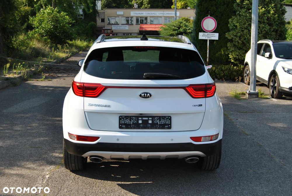 Kia Sportage 2,0 CRDI AWD GT Line - 10