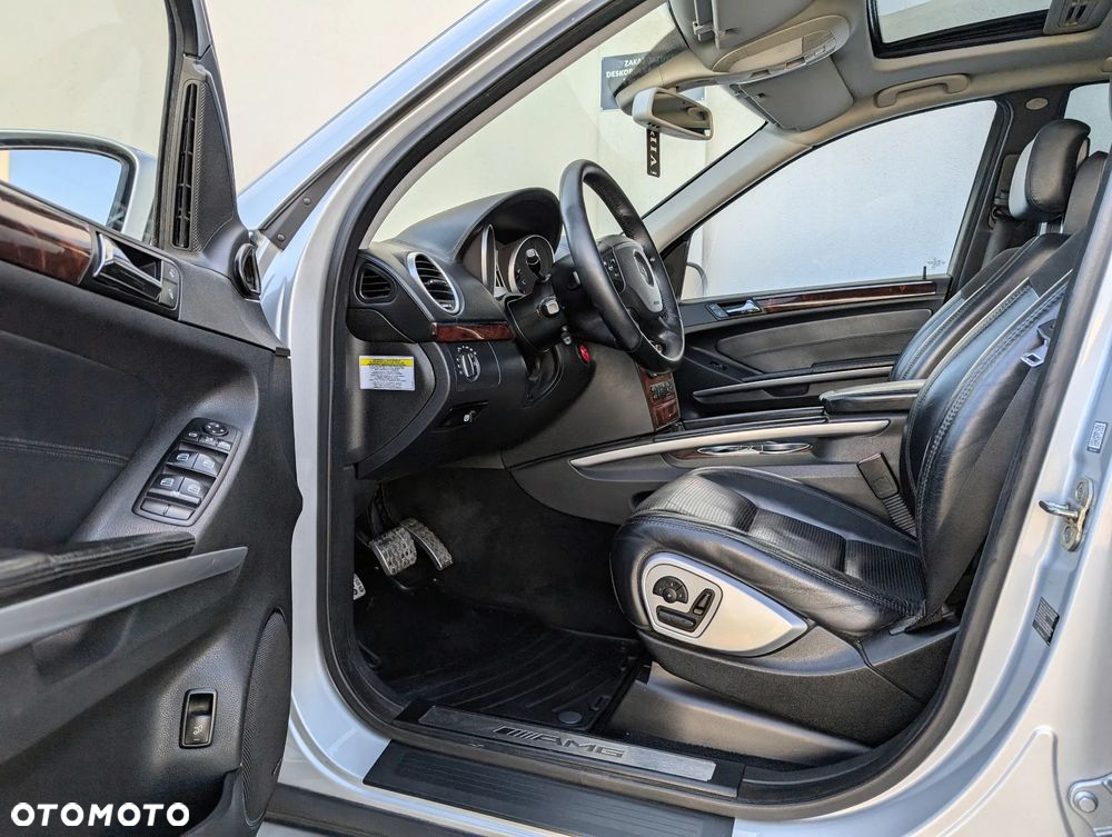 Mercedes-Benz ML 63 AMG 4Matic 7G-TRONIC - 10