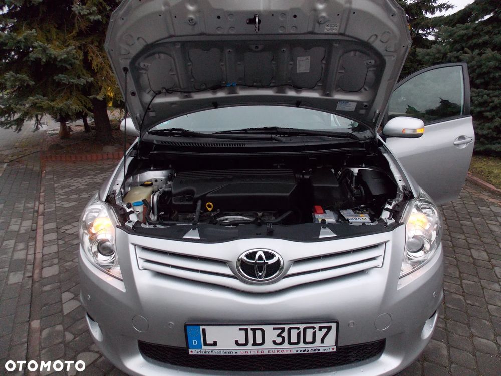 Toyota Auris 1.33 Dual-VVT-i Comfort - 28