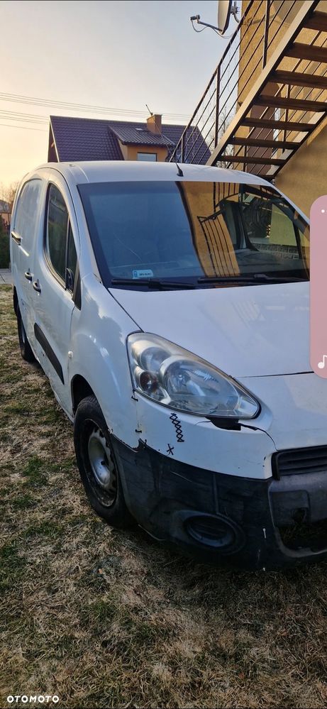 Peugeot Partner 1.6 HDI 2015r wersja long cały na części - 1