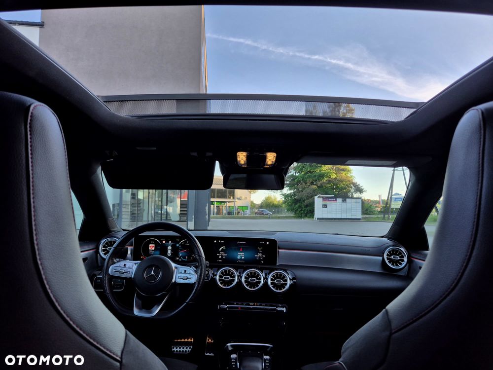 Mercedes-Benz CLA 220 7G-DCT AMG Line - 11