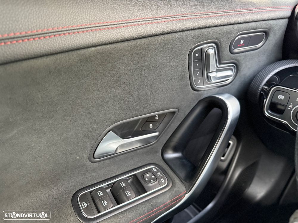 Mercedes-Benz CLA 250 e AMG Line - 25