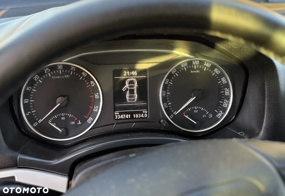 Skoda Octavia Scout 2.0 TDI DPF - 12