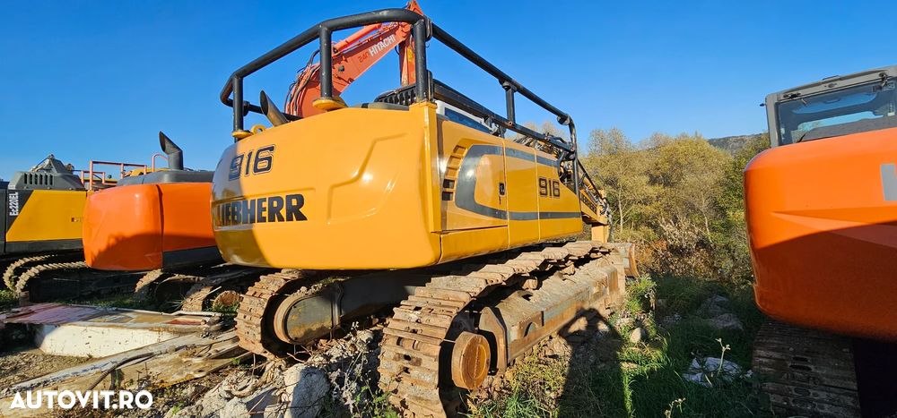 Liebherr R 916 Excavator pe senile - 4