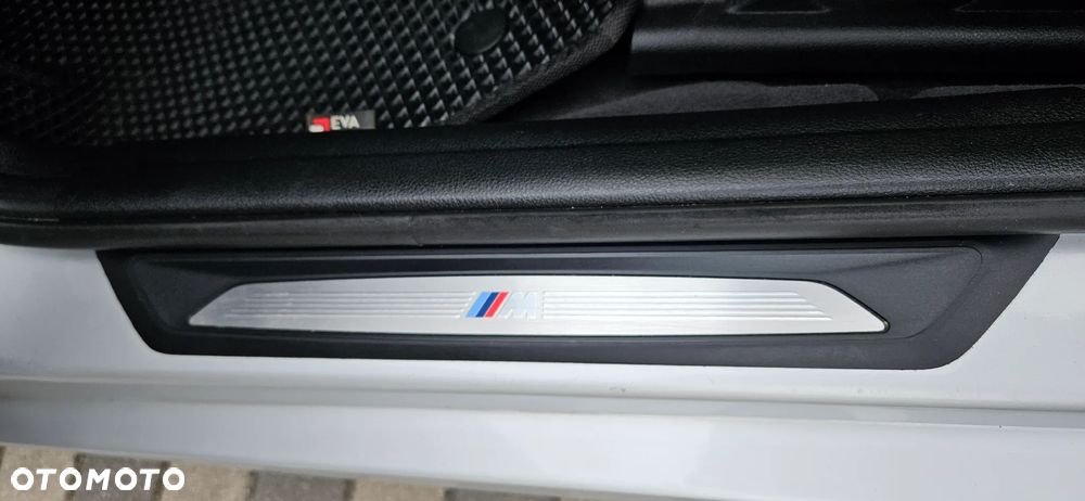 BMW Seria 3 320d xDrive Sport-Aut Luxury Line - 13