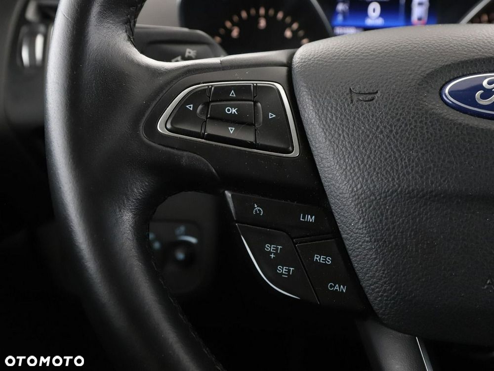 Ford Kuga 2.0 TDCi 2x4 Business Edition - 30