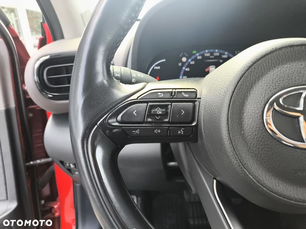 Toyota Yaris Cross - 17
