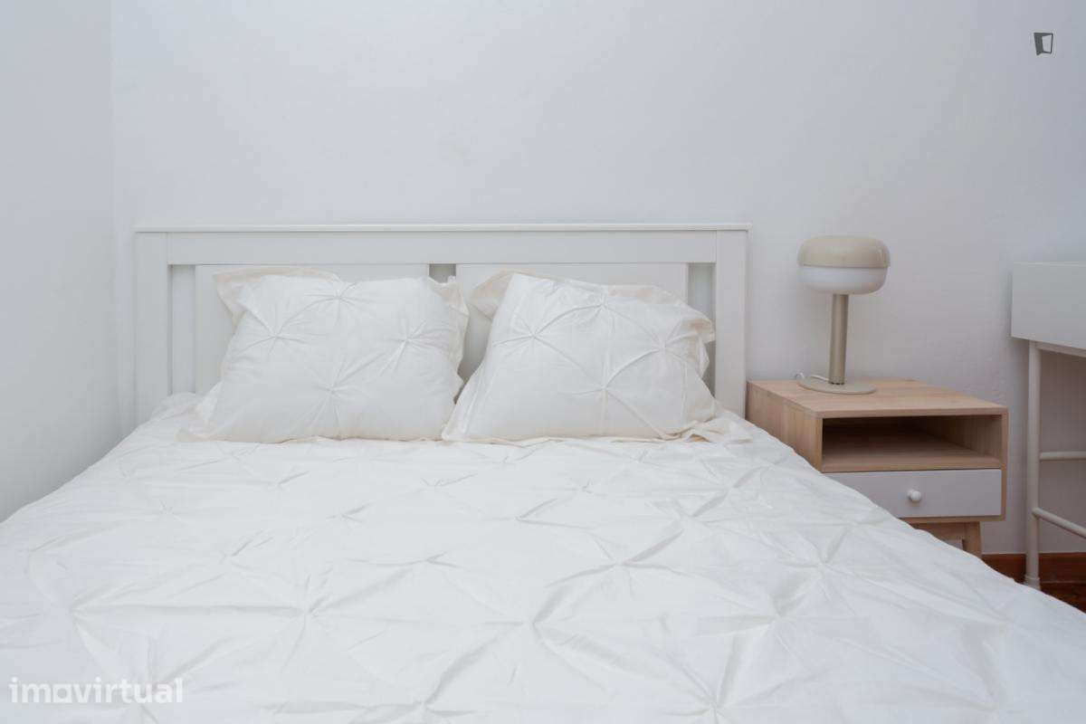 Quarto - localizado em Avenida da Liberdade Lisbon - Grande imagem: 4/15