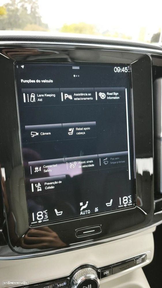 Volvo XC 40 1.5 T4 PHEV Plus Dark - 42