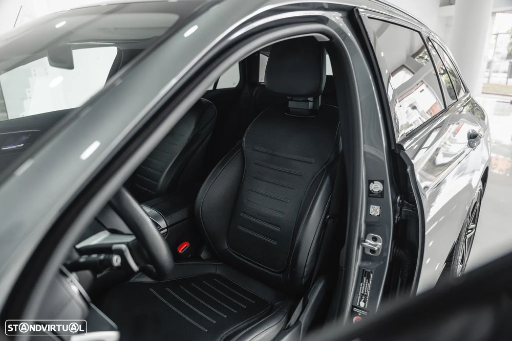 Mercedes-Benz C 300 de T 9G-TRONIC AMG Line - 32