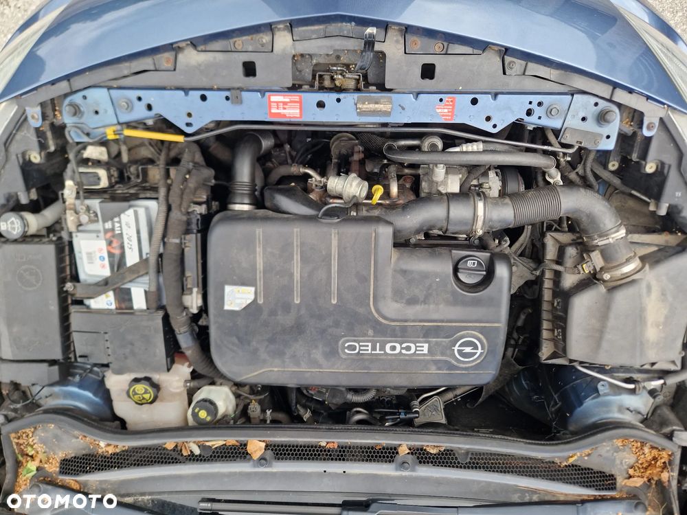 Opel Astra 1.7 CDTI DPF ecoFLEX Start/Stop Active - 22