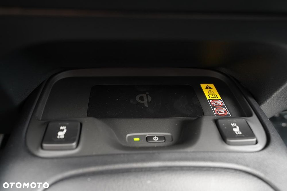 Toyota Corolla 1.8 Hybrid Comfort - 19