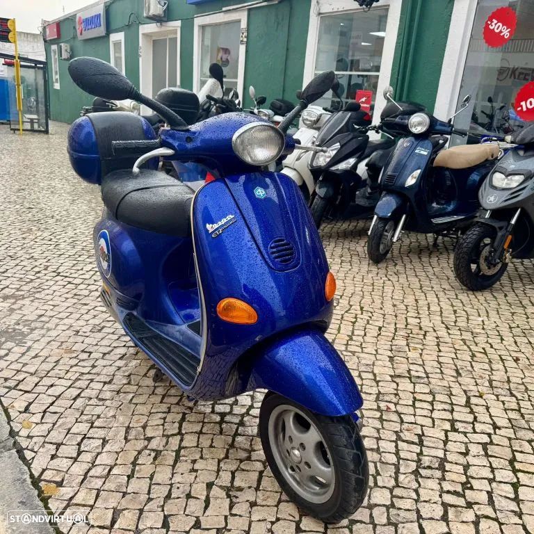 Piaggio Vespa 50 ETZ - 9