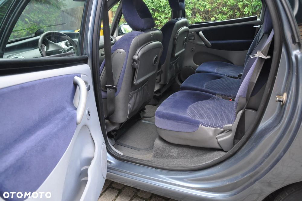 Citroën Xsara Picasso - 7