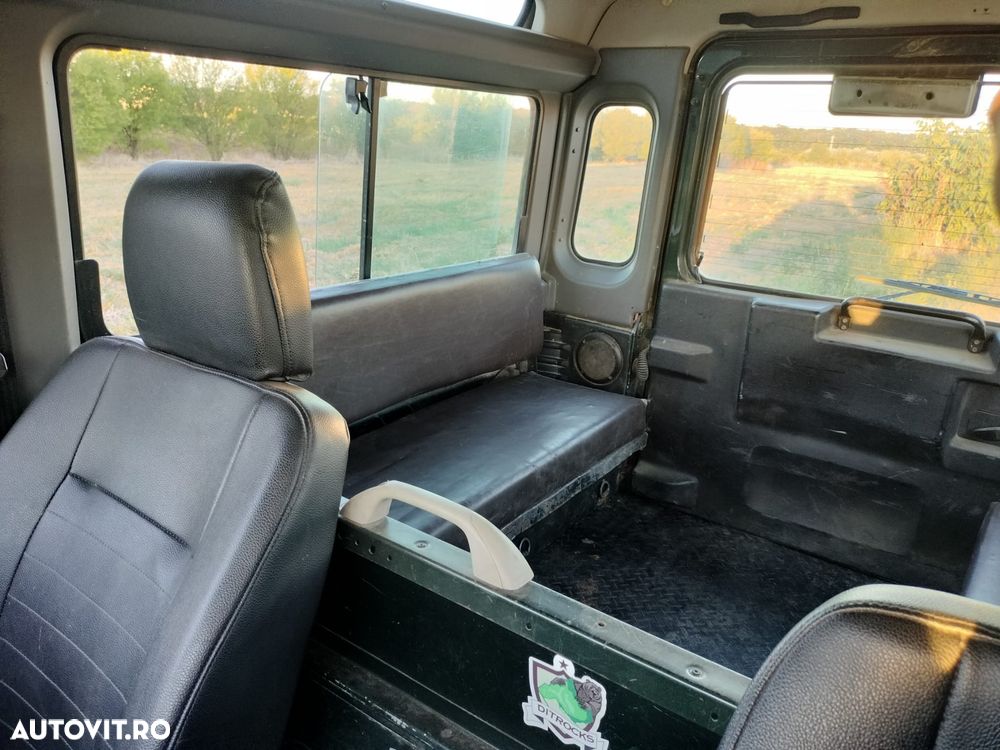 Land Rover Defender 90 Hard Top - 1