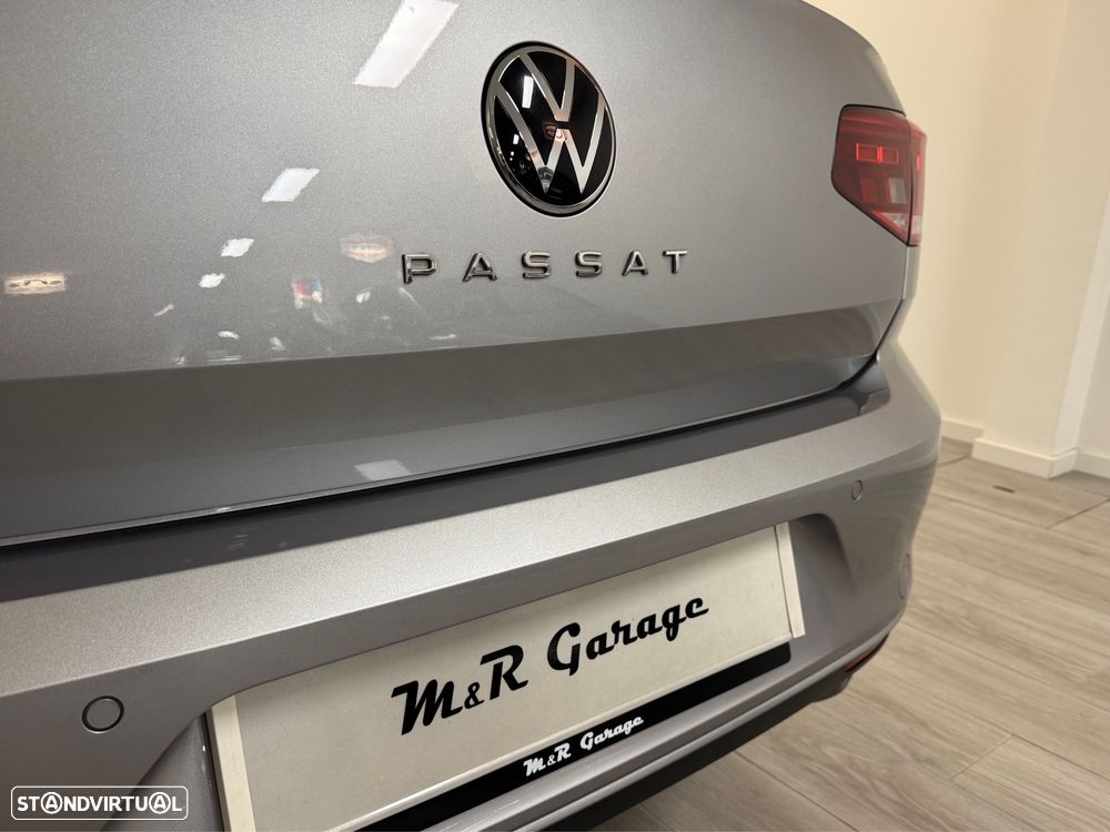 VW Passat 2.0 TDI Business DSG - 11