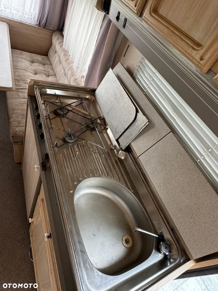 Caravelair B4000 - 13