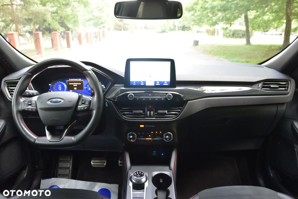 Ford Kuga 2.5P PHEV FWD ST-Line X - 30
