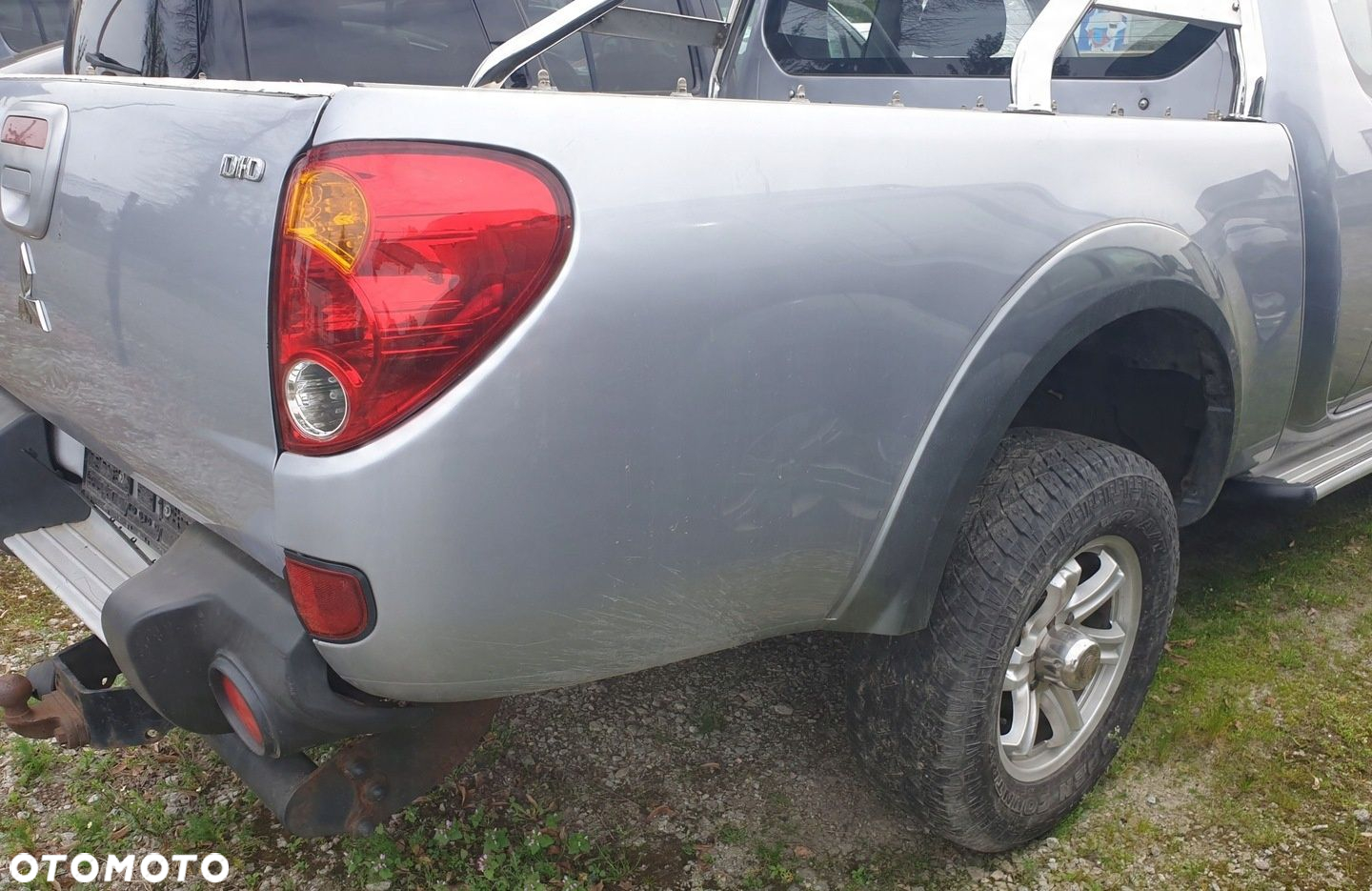 MITSUBISHI L200 IV TRITON WERSJA DWUDRZWIOWA PAKA BAGAŻNIKA - 3