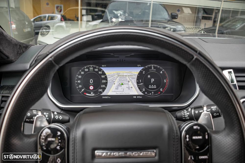 Land Rover Range Rover Sport D350 Autobiography - 17