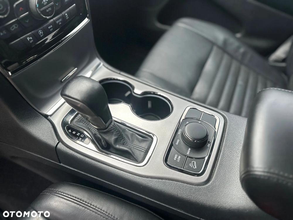 Jeep Grand Cherokee 3.6 V6 Limited - 12