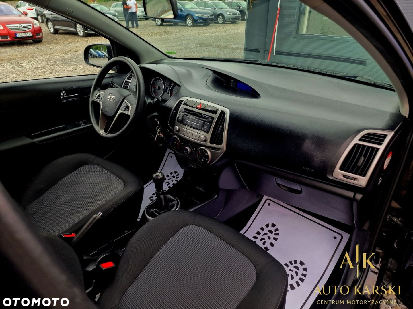 Hyundai i20 - 23