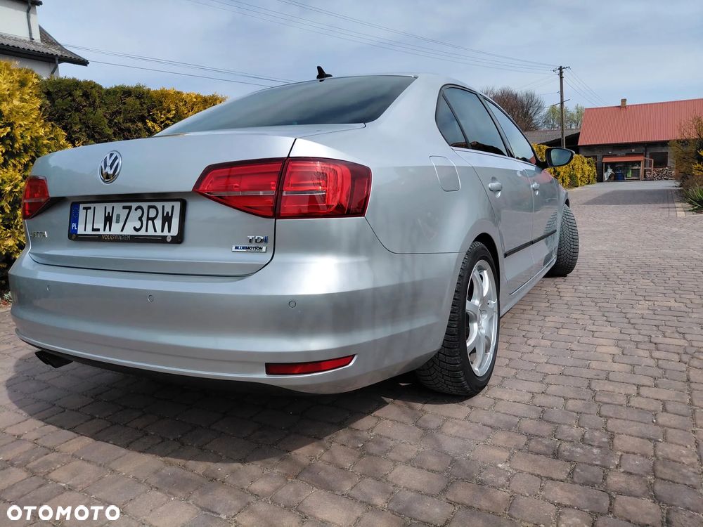 Volkswagen Jetta 2.0 TDI DPF BMT Comfortline - 9