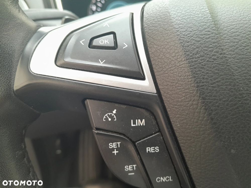 Ford Mondeo 2.0 TDCi Titanium PowerShift - 12