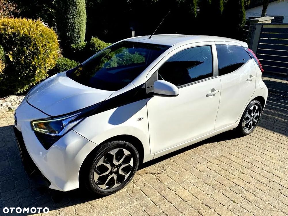 Toyota Aygo 1.0 VVT-i Color Edition - 32