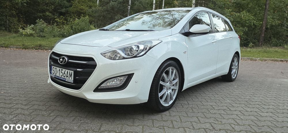 Hyundai i30 1.6 GDI Classic + - 34