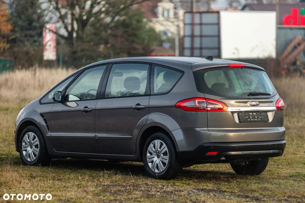 Ford S-Max 2.0 TDCi Trend - 13