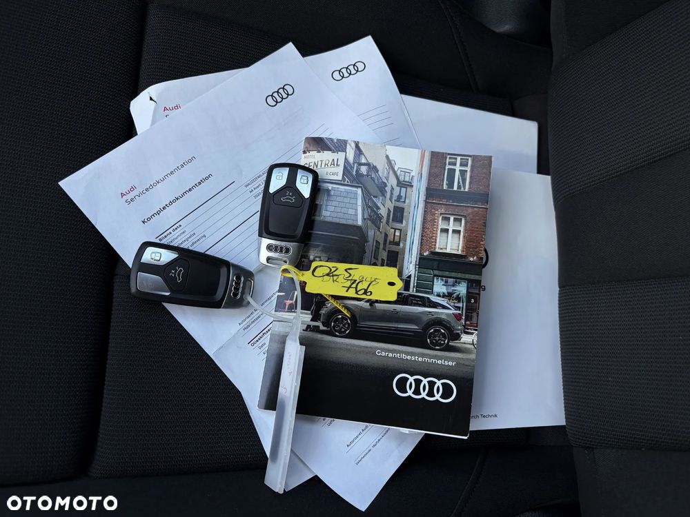 Audi A4 Avant 40 TFSI S tronic - 38