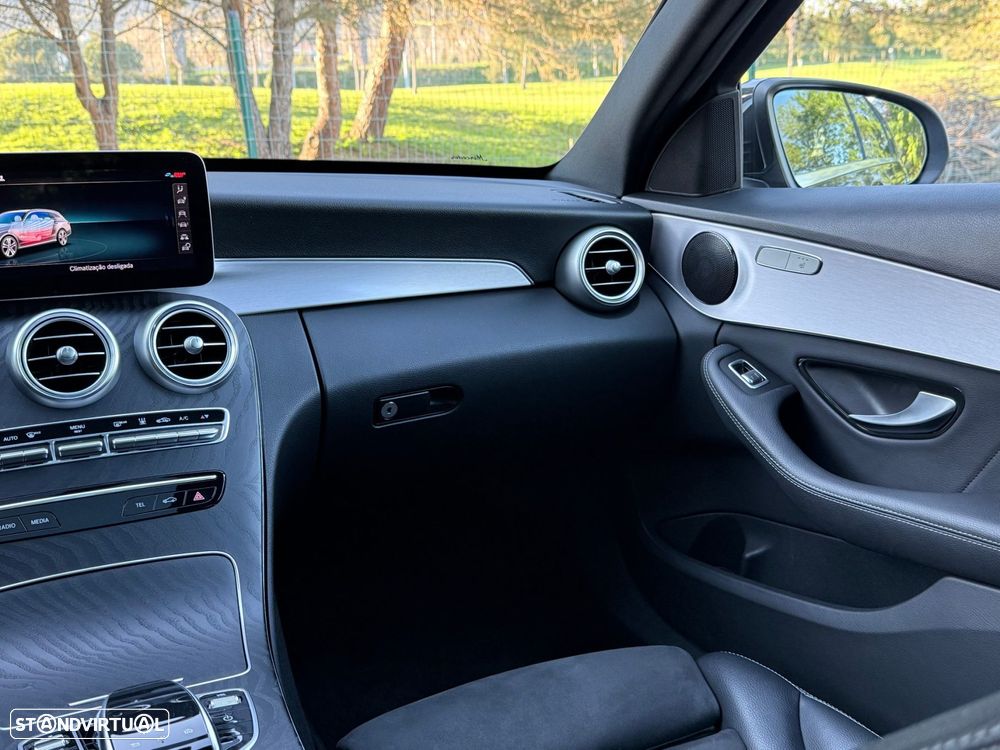 Mercedes-Benz C 300 de AMG Line - 19