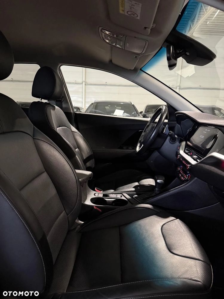 Kia Niro - 28