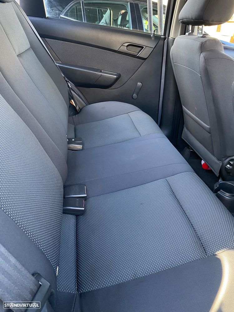 Chevrolet Aveo 1.2 LS - 8