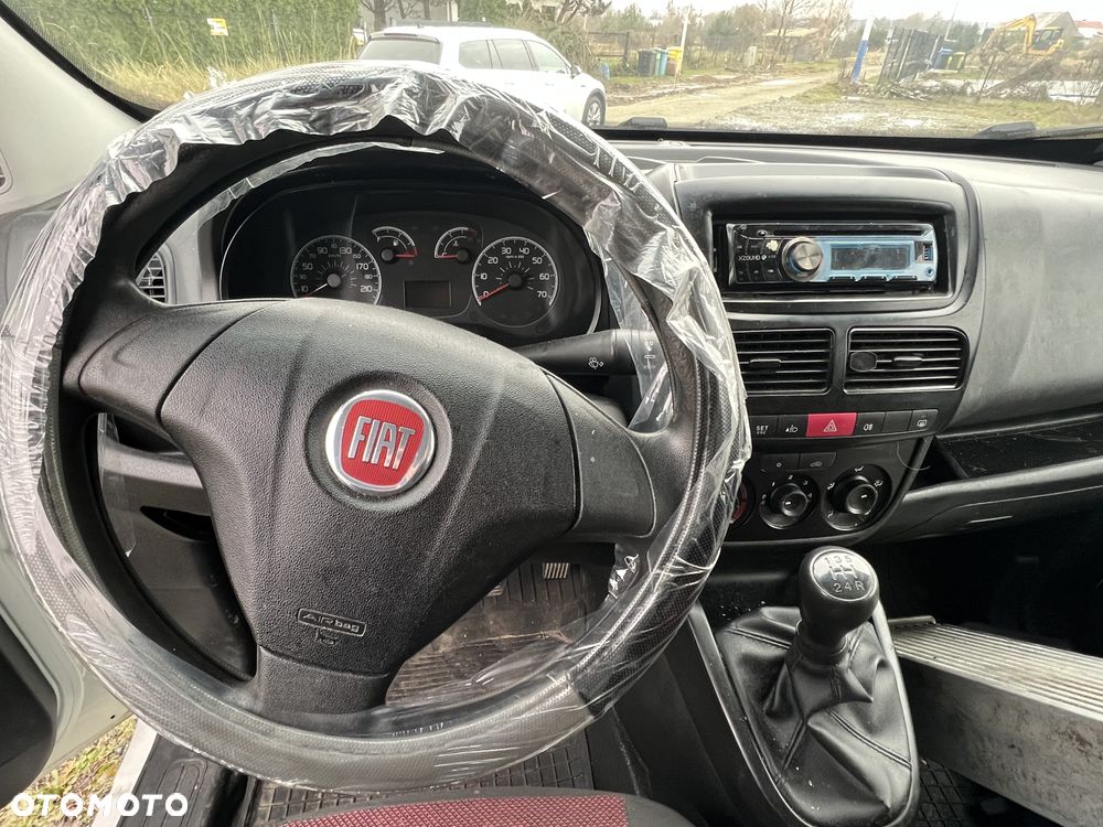 Fiat DOBLO - 8