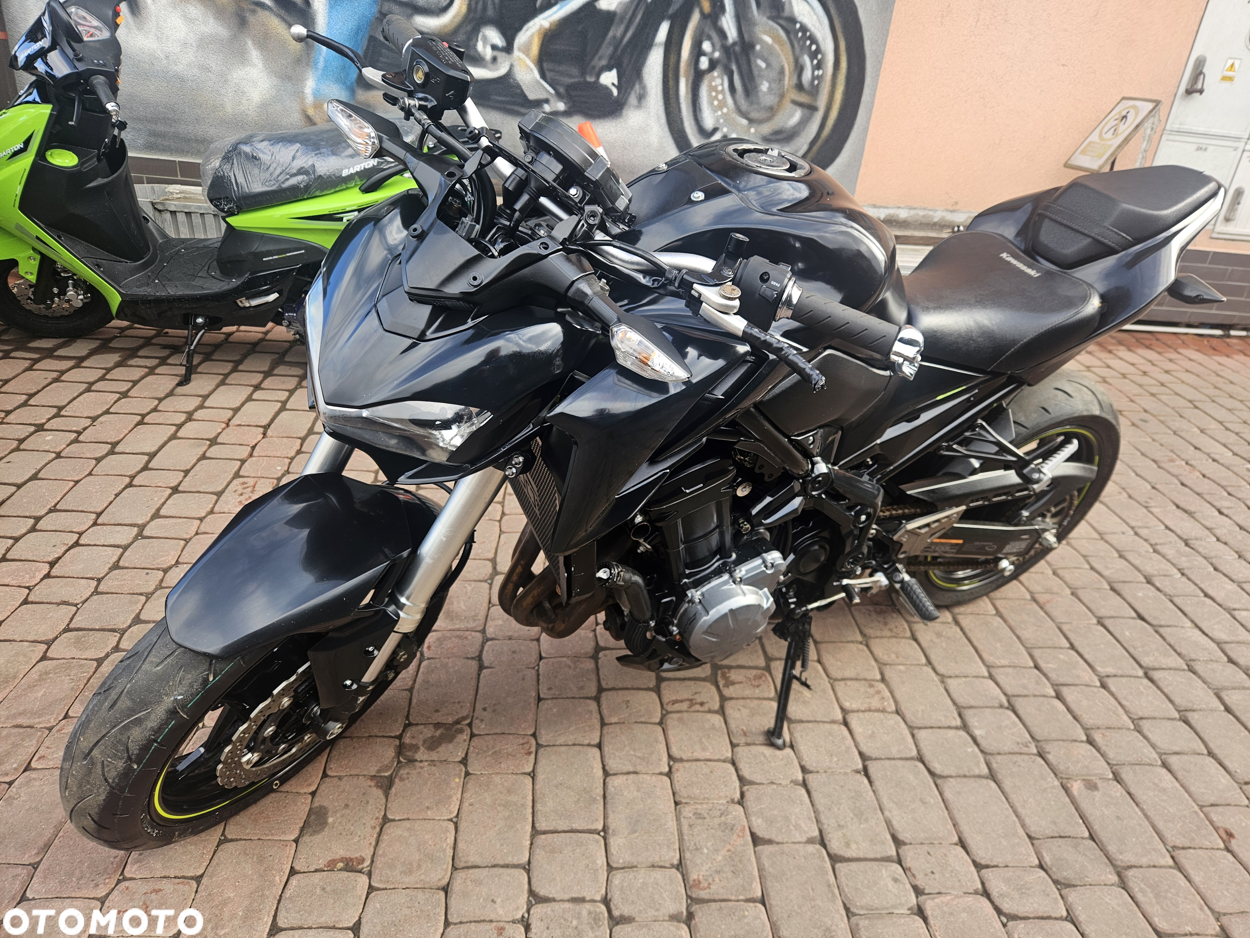 Kawasaki Z 900 - 35
